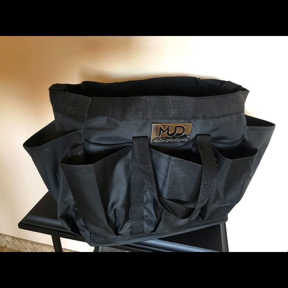 PROFESSIONAL MAKEUP SET BAG